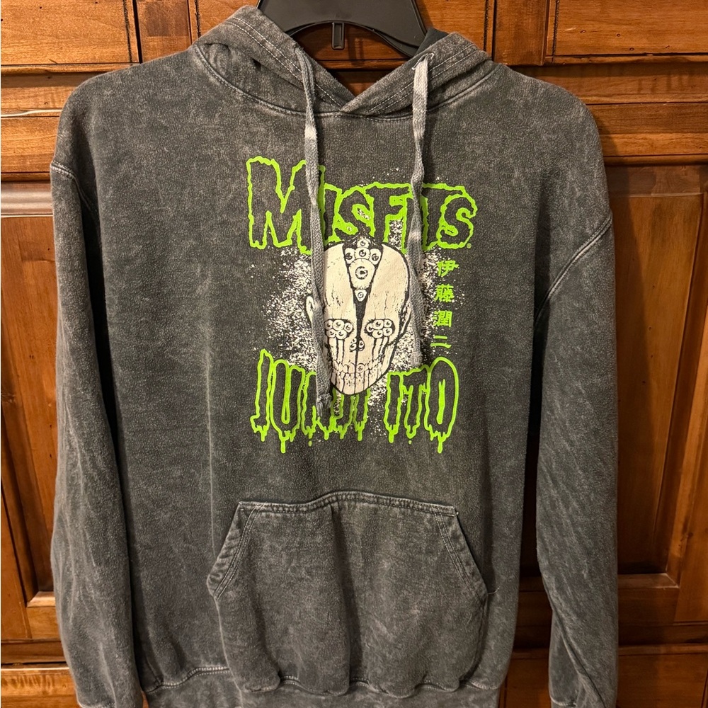 Junji Ito Collection Misfits Hoodie Size Medium Anime Manga Pullover Gray